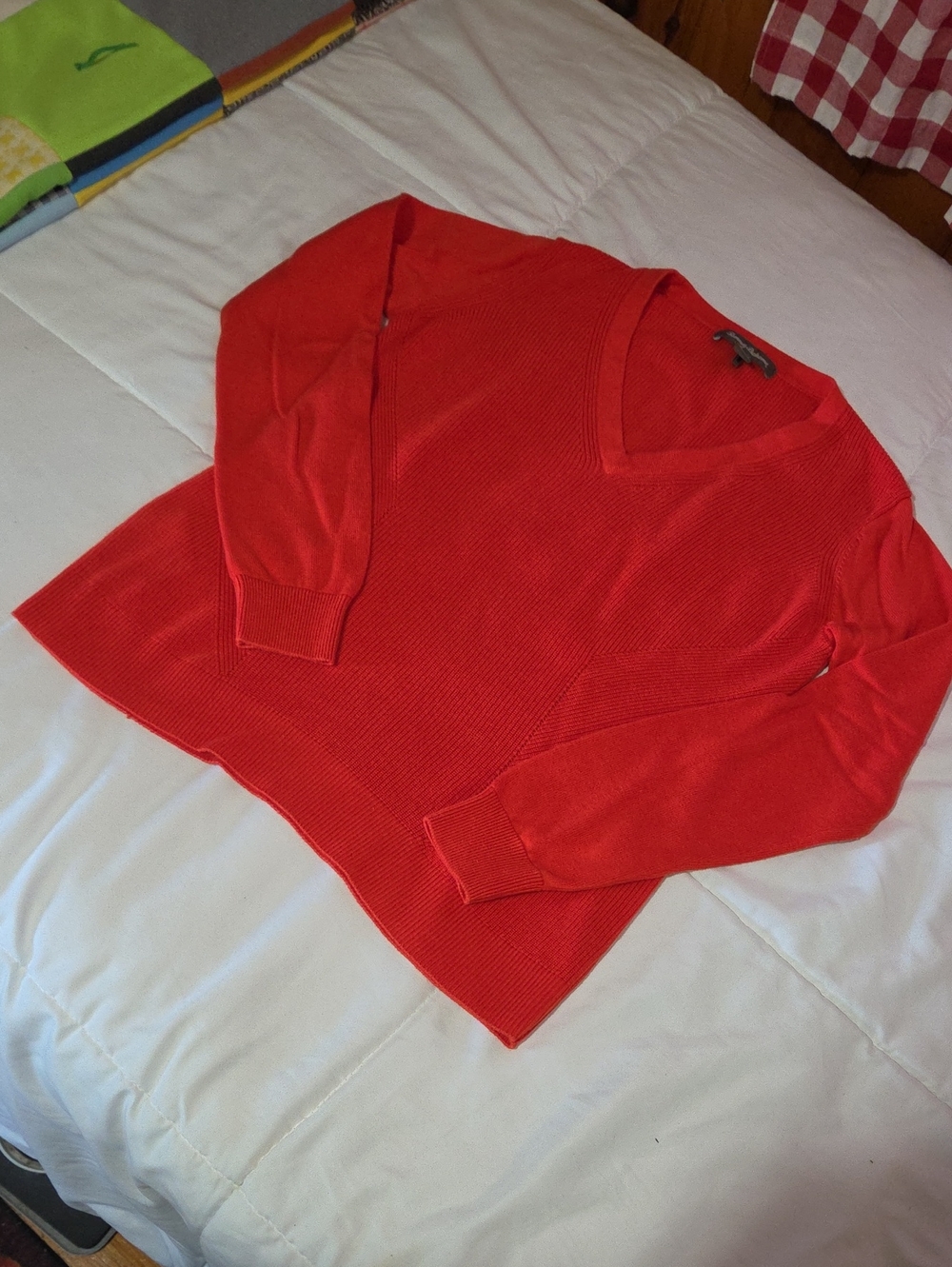 Tommy Bahama Cotton Blend V-neck Sweater